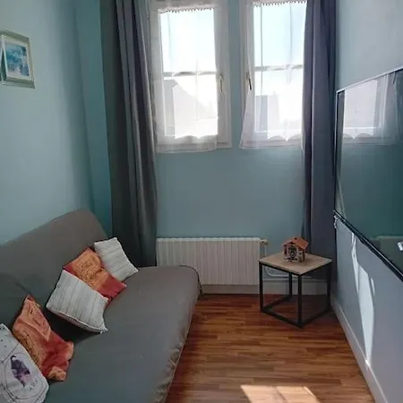 Maison A La Campagne Auxais
